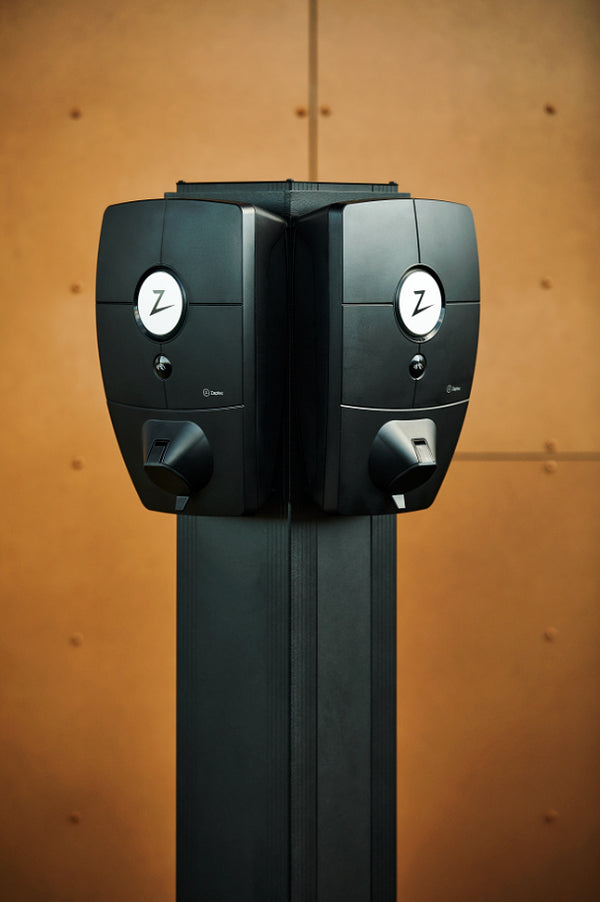 Ladestolpen - Universal Charging Pole